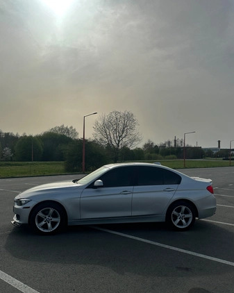 BMW Seria 3 cena 59000 przebieg: 200350, rok produkcji 2015 z Krosno małe 191
